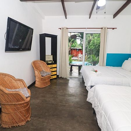 Hotel Carey Pedasi Town Экстерьер фото