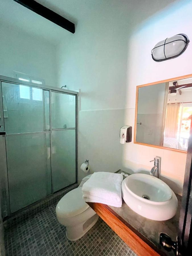 Hotel Carey Pedasi Town Экстерьер фото